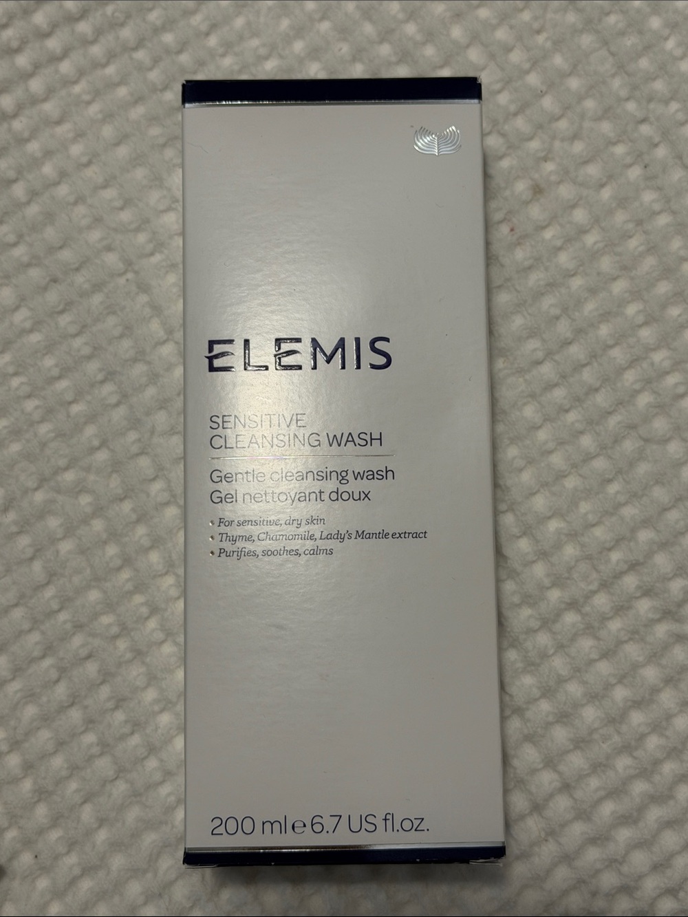 ELEMIS White & Navy Sensitive Cleansing Wash